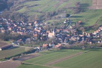Drachenbronn-Birlenbach im Bundesland Bas-Rhin, Frankreich von einer Drohne aus
