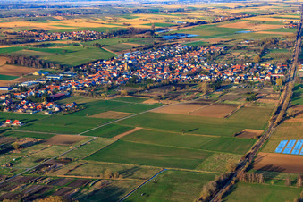 Dorfansicht im Viehstrich aus Südosten in Steinfeld im Bundesland Rheinland-Pfalz, Deutschland