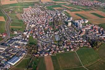 Luftbild von Ortsansicht der Straßen und Häuser der Wohngebiete in Ditzingen im Ortsteil Hirschlanden im Bundesland Baden-Württemberg, Deutschland