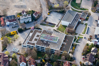 Schulgebäude des Gymnasium Johannes-Kepler-Gymnasium in Leonberg im Bundesland Baden-Württemberg, Deutschland