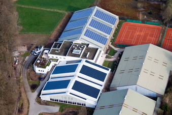 Schrägluftbild von Württemb. Tennisbund, Emerholzweg im Ortsteil Stammheim in Stuttgart im Bundesland Baden-Württemberg, Deutschland