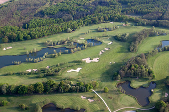 Soufflenheim , Golfclub Soufflenheim Baden-Baden im Bundesland Bas-Rhin, Frankreich aus der Drohnenperspektive