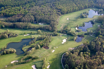 Soufflenheim , Golfclub Soufflenheim Baden-Baden im Bundesland Bas-Rhin, Frankreich von oben