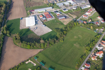 Drohnenbild von Soufflenheim , Golfclub Soufflenheim Baden-Baden im Bundesland Bas-Rhin, Frankreich