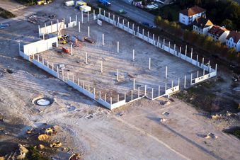 Fachmarktzentrum Maximiliancenter in Wörth-Maximiliansau, Baustelle Globus in Wörth am Rhein im Bundesland Rheinland-Pfalz, Deutschland