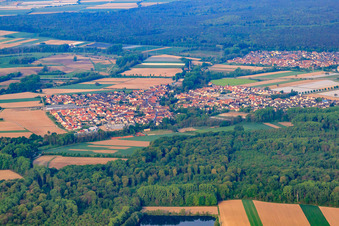 Dorfansicht von Osten in Kuhardt im Bundesland Rheinland-Pfalz, Deutschland