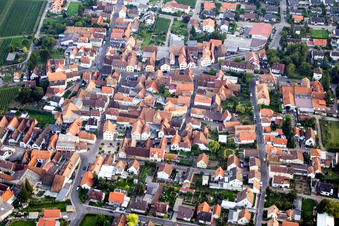 Nußdorf von Norden in Landau in der Pfalz im Bundesland Rheinland-Pfalz, Deutschland