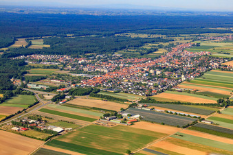 Stadt von Nordosten in Kandel im Bundesland Rheinland-Pfalz, Deutschland