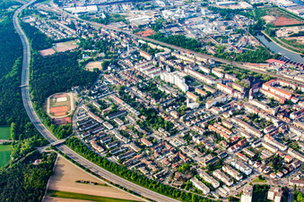 Ortsteil Rheinau in Mannheim im Bundesland Baden-Württemberg, Deutschland von der Drohne aus gesehen