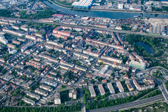 Relaisstr im Ortsteil Rheinau in Mannheim im Bundesland Baden-Württemberg, Deutschland