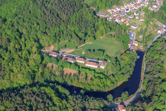 Altschloßstraße 2-8 in Eppenbrunn im Bundesland Rheinland-Pfalz, Deutschland aus der Vogelperspektive