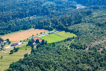 Ortsteil Langenalb in Straubenhardt im Bundesland Baden-Württemberg, Deutschland aus der Luft