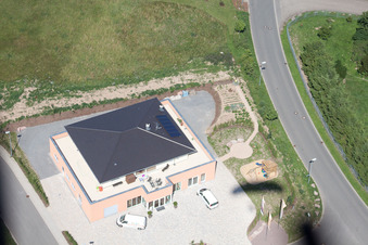 Gewerbegebiet Im Schwarzenbusch im Ortsteil Pfaffenrot in Marxzell im Bundesland Baden-Württemberg, Deutschland aus der Luft betrachtet