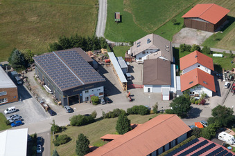 Gewerbegebiet Im Schwarzenbusch im Ortsteil Pfaffenrot in Marxzell im Bundesland Baden-Württemberg, Deutschland von oben