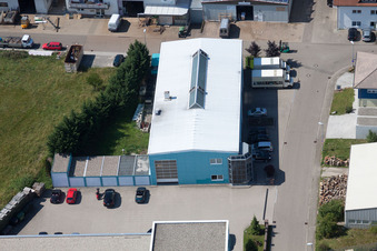 Gewerbegebiet Im Schwarzenbusch im Ortsteil Pfaffenrot in Marxzell im Bundesland Baden-Württemberg, Deutschland vom Flugzeug aus