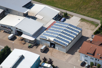 Gewerbegebiet Im Schwarzenbusch im Ortsteil Pfaffenrot in Marxzell im Bundesland Baden-Württemberg, Deutschland aus der Vogelperspektive