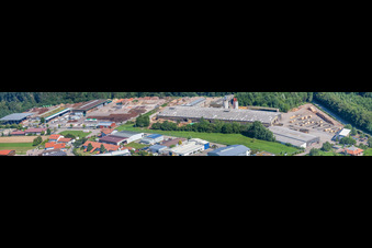 SIH – Holzindustrie GmbH & Co. KG (4 B Holzelemente), Im Schwarzenbusch 2, Marxzell-Pfaffenrot im Bundesland Baden-Württemberg, Deutschland