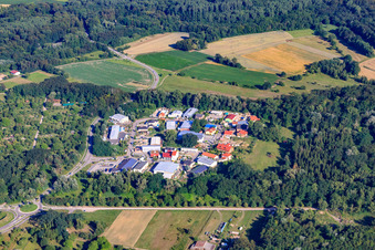 Drohnenaufname von Gewerbegebiet Mittelwegring in Jockgrim im Bundesland Rheinland-Pfalz, Deutschland