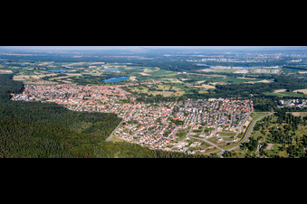 Panorama Perspektive Ortsansicht der Straßen und Häuser der Wohngebiete in Jockgrim im Bundesland Rheinland-Pfalz, Deutschland