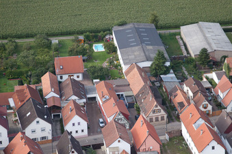 Drohnenbild von Kandel, Saarstr im Bundesland Rheinland-Pfalz, Deutschland