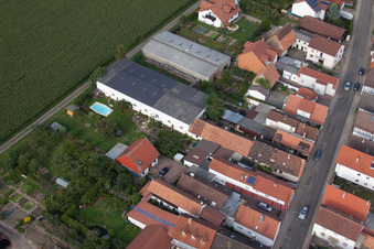 Schrägluftbild von Kandel, Saarstr im Bundesland Rheinland-Pfalz, Deutschland
