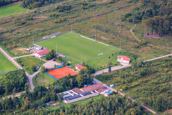 Schützenhaus Steinweiler und Fussballplatz Steinweiler im Bundesland Rheinland-Pfalz, Deutschland
