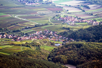 Gleishorbach aus Nordwesten in Gleiszellen-Gleishorbach im Bundesland Rheinland-Pfalz, Deutschland
