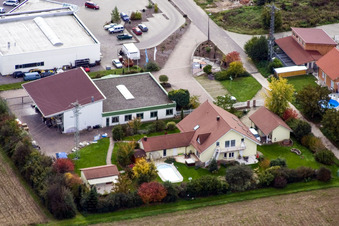 Ortseingang von Osten: Karlshöhlchen in Freckenfeld im Bundesland Rheinland-Pfalz, Deutschland
