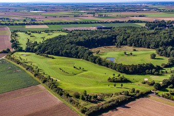 Luftbild von Golfplatz am Wald am Schloß Miel in Swisttal im Bundesland Nordrhein-Westfalen, Deutschland