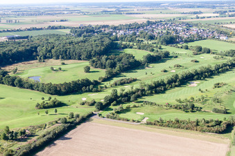 Gelände des Golfplatz des Golf Club Schloss Miel im Ortsteil Miel in Swisttal im Bundesland Nordrhein-Westfalen, Deutschland