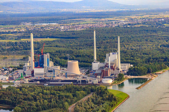 Rheinhafen-Dampfkraftwerk der ENBW im Ortsteil Daxlanden in Karlsruhe im Bundesland Baden-Württemberg, Deutschland