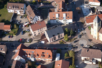 Central Apotheke im Ortsteil Langensteinbach in Karlsbad im Bundesland Baden-Württemberg, Deutschland