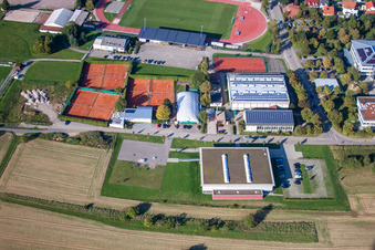 Sportgelände des SV-1899 eV Langensteinbach in Karlsbad im Bundesland Baden-Württemberg, Deutschland aus der Luft