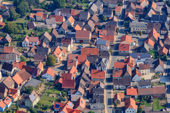 Hauptstr in Hüffenhardt im Bundesland Baden-Württemberg, Deutschland