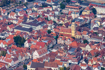 Münster St. Johannes in der Altstadt in Bad Mergentheim im Bundesland Baden-Württemberg, Deutschland
