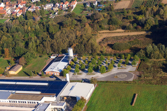 Schrägluftbild von Industriegebiet Am Bruchbach im Ortsteil Schaidt in Wörth am Rhein im Bundesland Rheinland-Pfalz, Deutschland