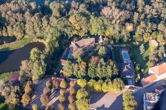 Ortsteil Neulauterburg in Lauterbourg im Bundesland Bas-Rhin, Frankreich von oben gesehen