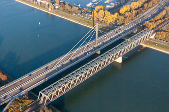 Maximiliansau Rheinbrücke in Wörth am Rhein im Bundesland Rheinland-Pfalz, Deutschland