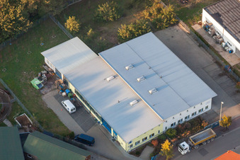 Gewerbegebiet Mittelwegring in Jockgrim im Bundesland Rheinland-Pfalz, Deutschland aus der Luft betrachtet