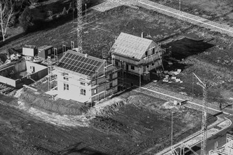 Neubaugebiet Im Holderbusch in Minfeld im Bundesland Rheinland-Pfalz, Deutschland von einer Drohne aus
