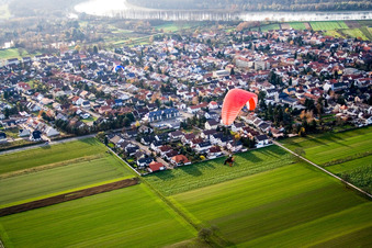 Altlußheim von Osten im Bundesland Baden-Württemberg, Deutschland