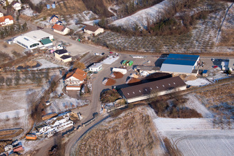 Drohnenbild von Ortsteil Neuenbürg in Kraichtal im Bundesland Baden-Württemberg, Deutschland