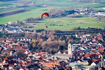Stadkirche von Süden in Hockenheim im Bundesland Baden-Württemberg, Deutschland