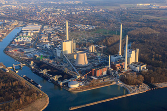 Schrägluftbild von Neubau am Rheinhafen Dampfkraftwerk der ENBW im Ortsteil Daxlanden in Karlsruhe im Bundesland Baden-Württemberg, Deutschland