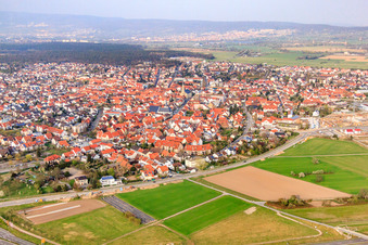 Stadtansicht aus Südwesten in Walldorf im Bundesland Baden-Württemberg, Deutschland