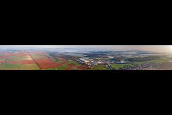 Panorama des Gewerbegebiet Horst im Ortsteil Minderslachen in Kandel im Bundesland Rheinland-Pfalz, Deutschland