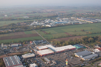 Bornheim, Industriegebiet in Landau in der Pfalz im Bundesland Rheinland-Pfalz, Deutschland