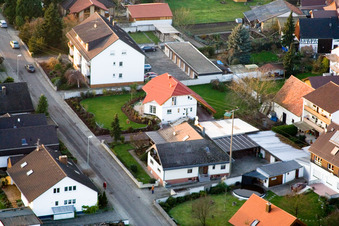 Im Leisegarten in Minfeld im Bundesland Rheinland-Pfalz, Deutschland aus der Luft