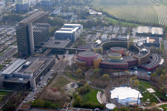 Drohnenbild von ZDF im Ortsteil Lerchenberg in Mainz im Bundesland Rheinland-Pfalz, Deutschland