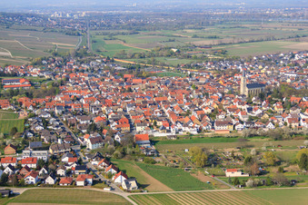 Kath. Kirche Sankt Alban in Bodenheim im Bundesland Rheinland-Pfalz, Deutschland